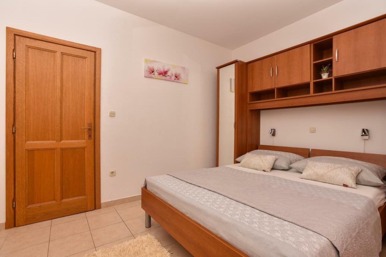 Villa Ivka Tučepi Exterior foto